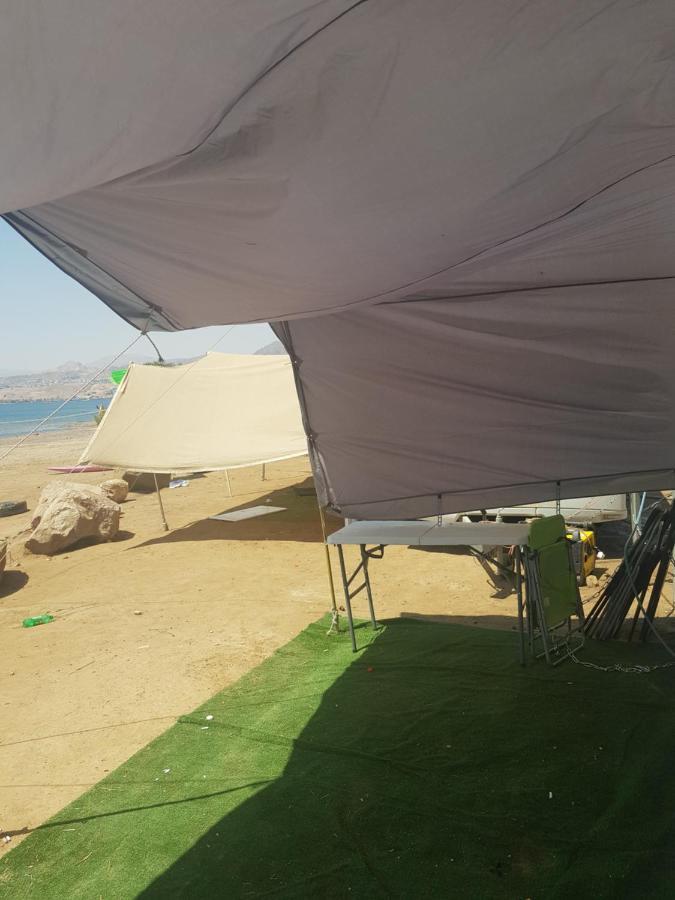 Caravan On The Sea * Eilat